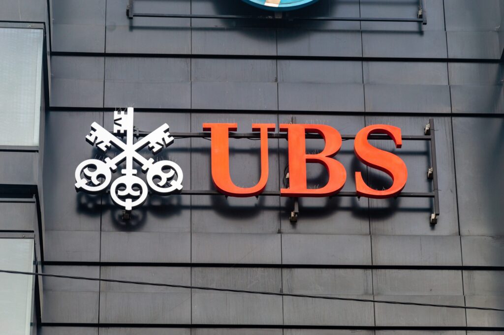 UBS Must Choose Between Truth and Secrecy