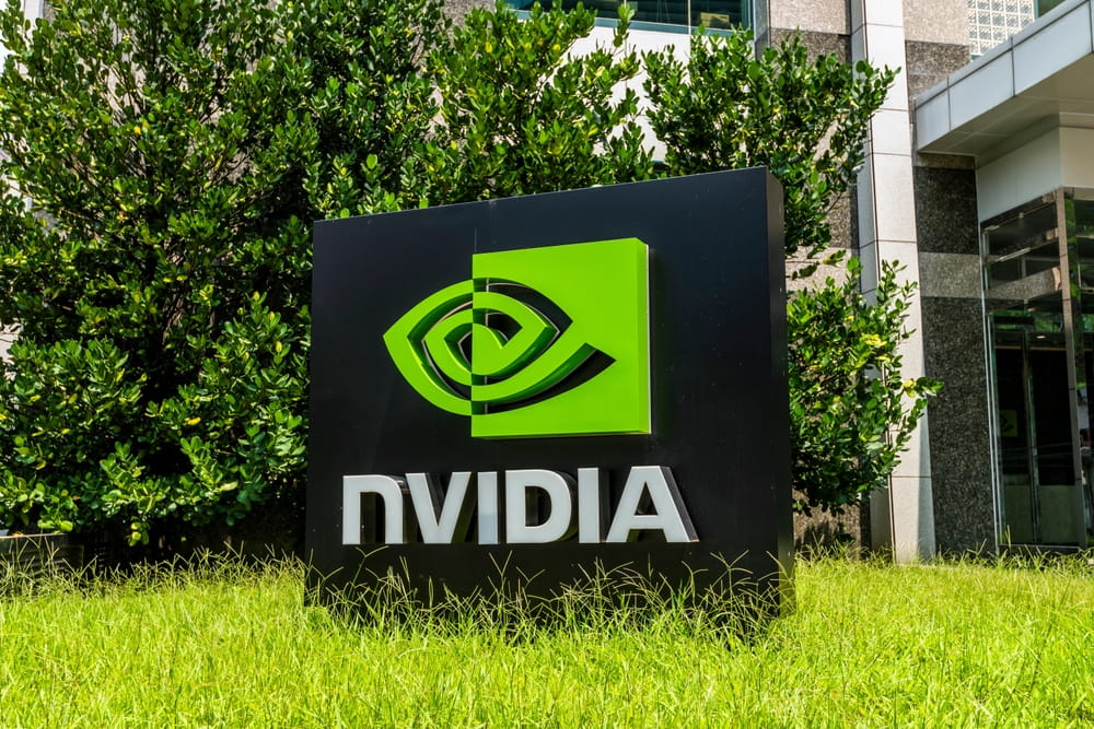 China Halts Nvidia H200 Chip Imports Despite US Export Approval