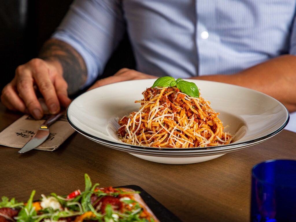 Abu Dhabi Business Lunch Deals You Must Try