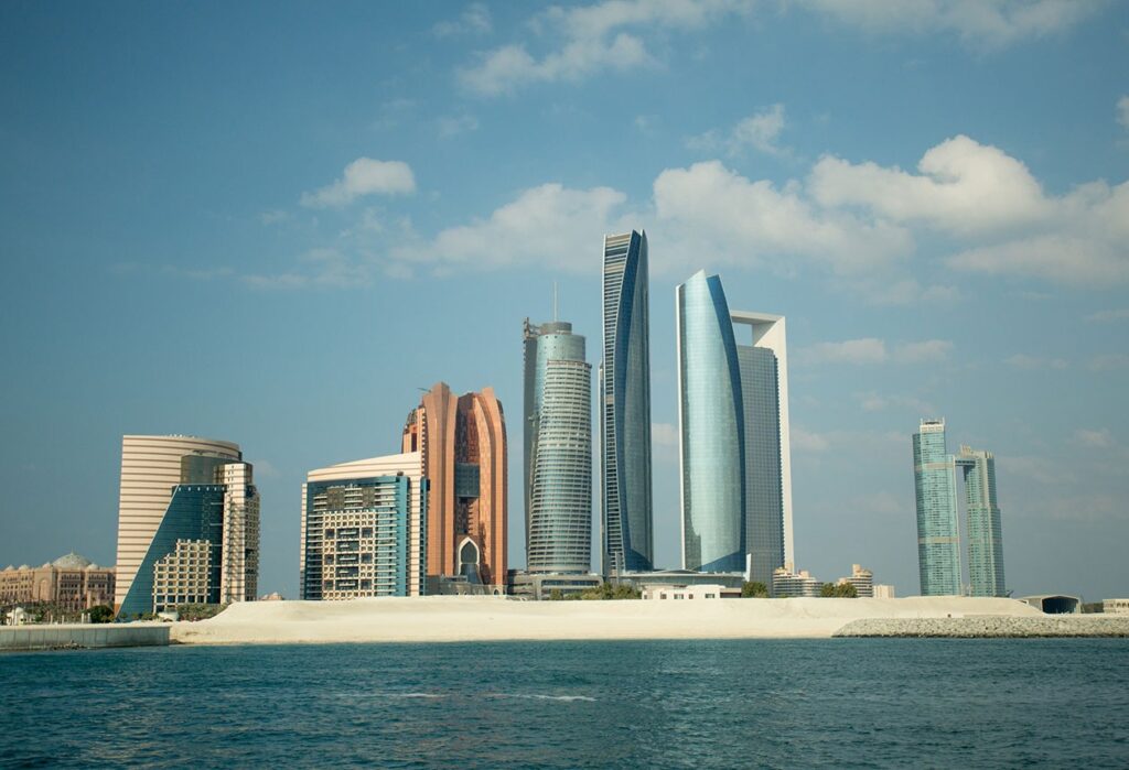 UAE Business Hub Growth Attracts Global Firms