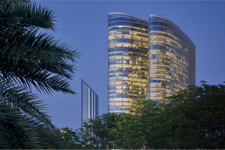 Abu Dhabi fund bids for one billion euros tourism deal Abu Dhabi fund bids one billion euros tourism deal