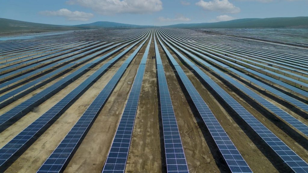 UAE Renewable Energy Target Raised To 35