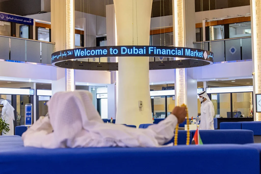 Dubai Abu Dhabi Stock Markets Fall as Talks Stall